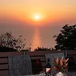 度假居 Sunset House Athánion