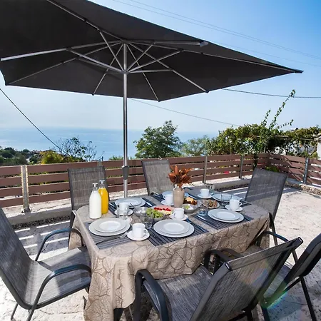 Sunset House Holiday home *
